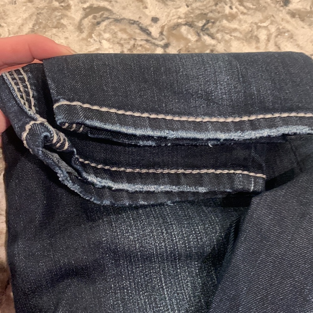 Silver Jeans - Picture 3 of 8